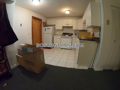 Mission Hill Deal Alert! Spacious 2 Bed 1 Bath apartment in Parker Hill Ave Boston - $3,000