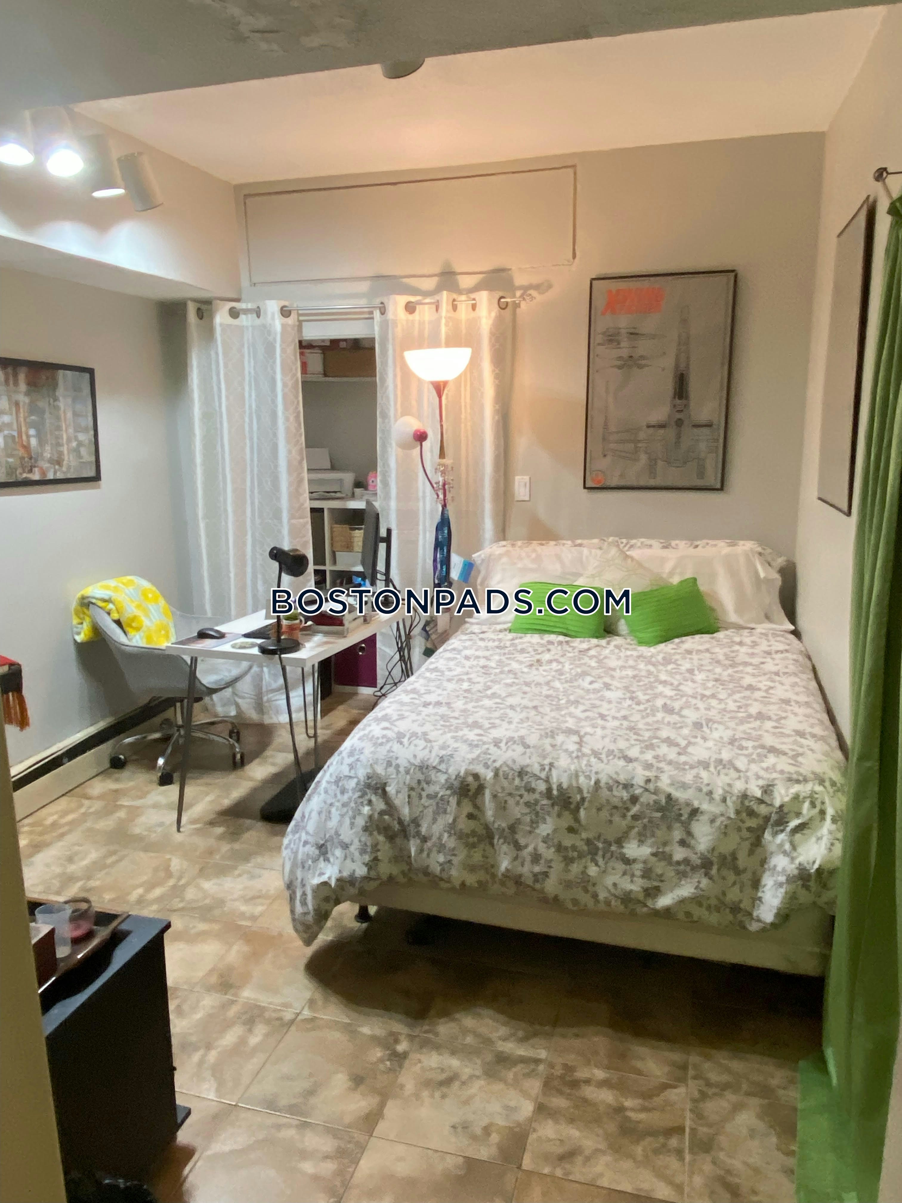 Fenway Apartments Brookline 1 Bed 1 Bath BROOKLINE WASHINGTON SQUARE 2,750 Washington Square