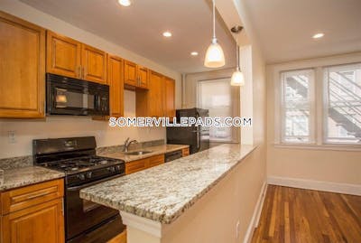Somerville 0 Bed 1 Bath SOMERVILLE  Winter Hill - $2,100 No Fee