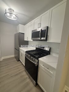 Cambridge Apartment for rent 3 Bedrooms 1.5 Baths  Mt. Auburn/brattle/ Fresh Pond - $4,836 No Fee